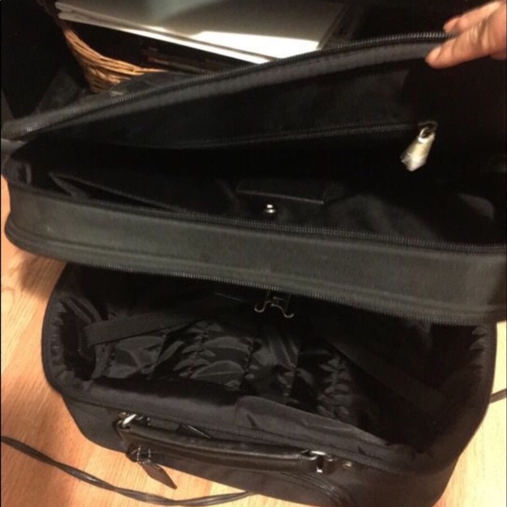 Coach carry-on luggage - Picture 3 of 4